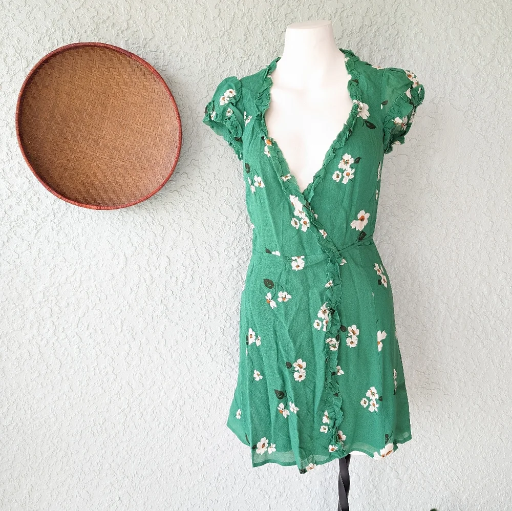 Reformation Garnet wrap dress floral print‎ size xs